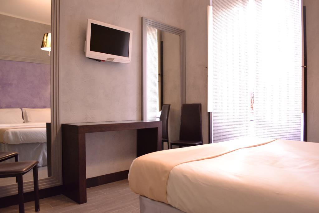 Tiburtina House Hotel Rome Exterior photo