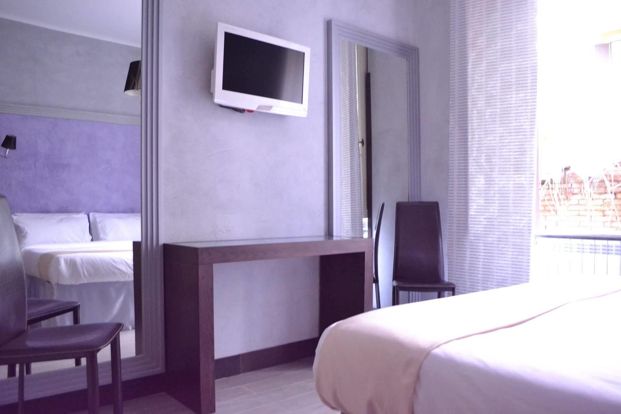 Tiburtina House Hotel Rome Exterior photo